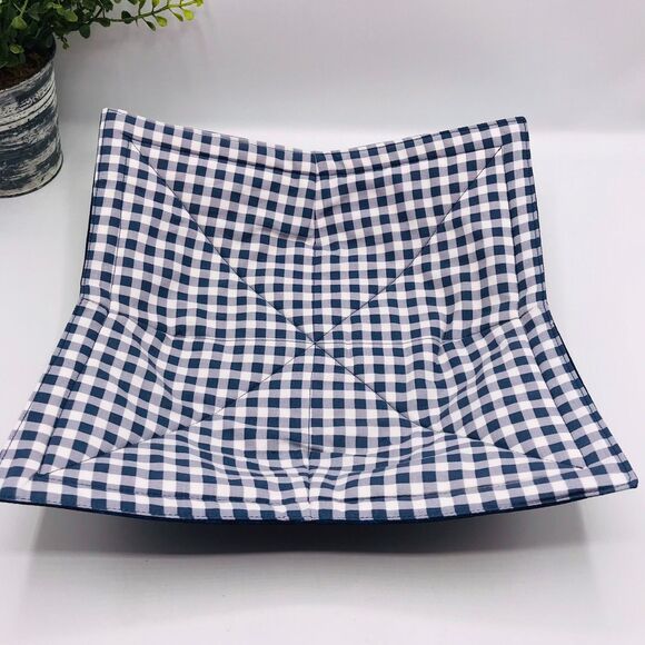 Microwave Dinner Plate Cozy, Reversible, Navy Blue Gingham, Cottage Core - Picture 2 of 5